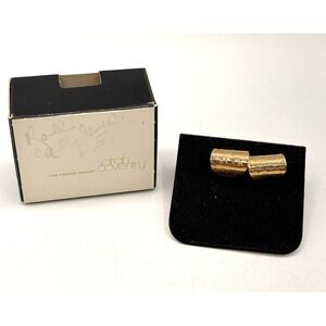Sarah Coventry Stud Earrings Womens OS Gold Hammered Roll Call Vtg Classic